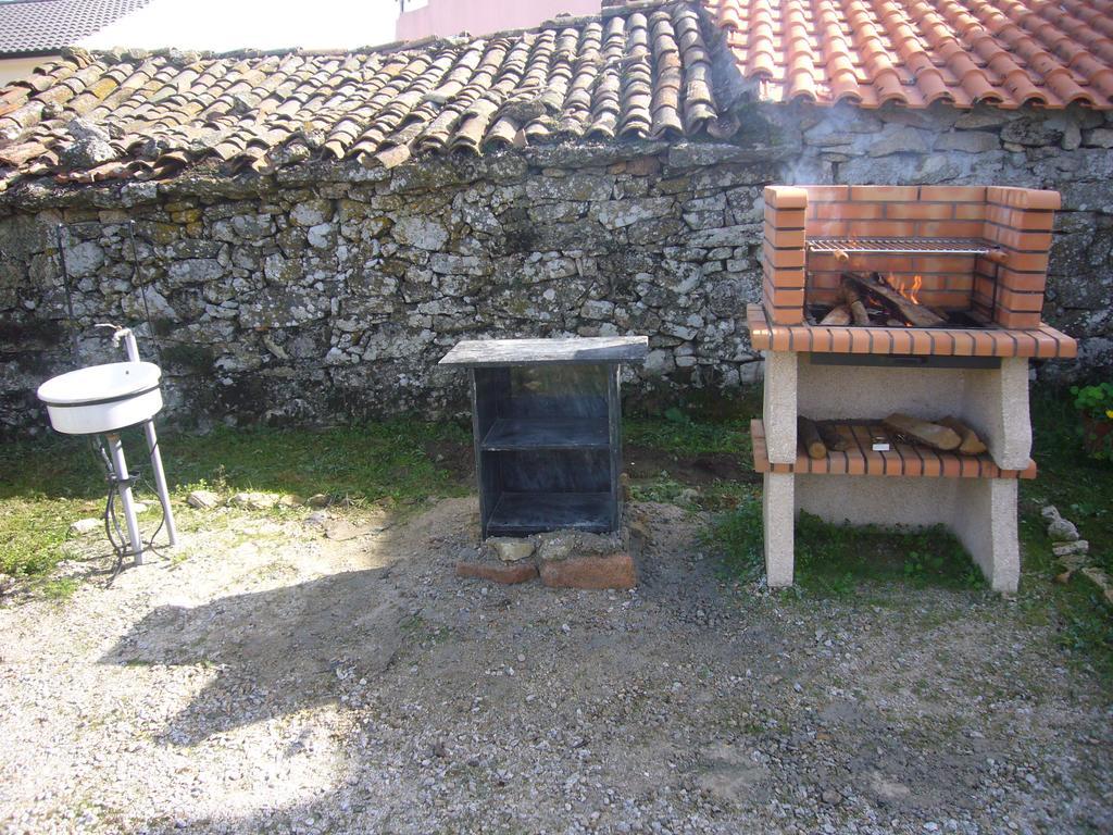 Casa Do Monge Guest House Leomil Bagian luar foto
