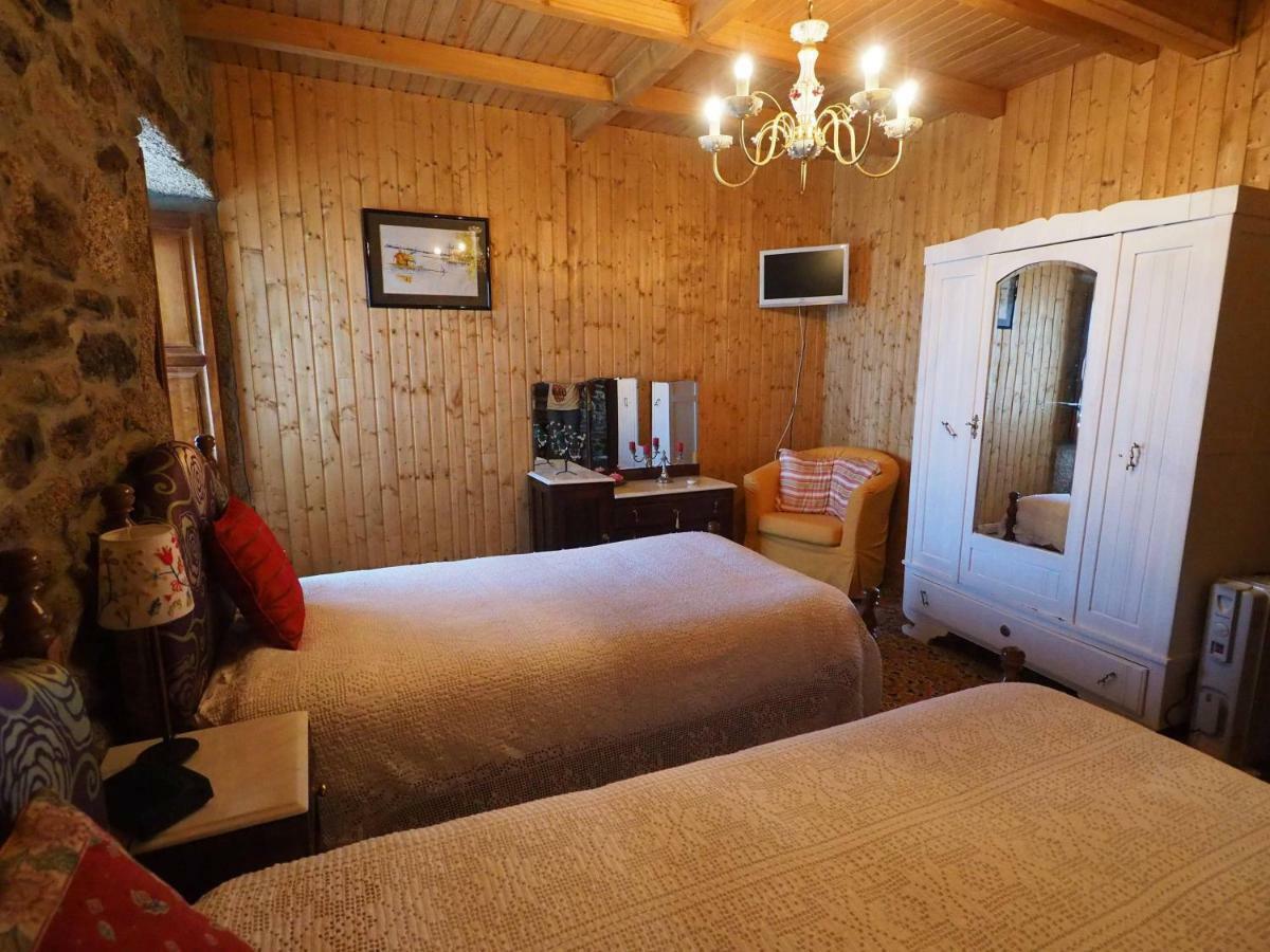 Casa Do Monge Guest House Leomil Bagian luar foto