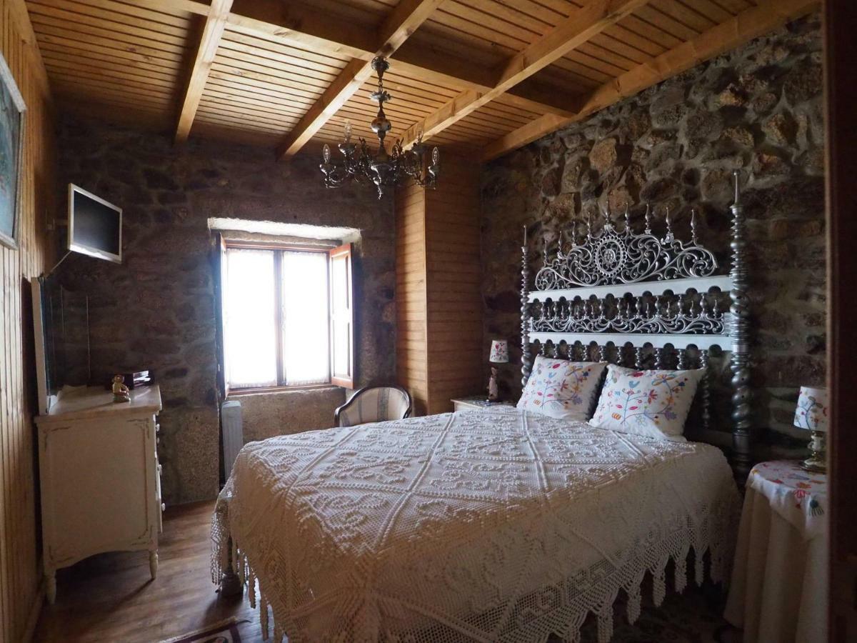 Casa Do Monge Guest House Leomil Bagian luar foto