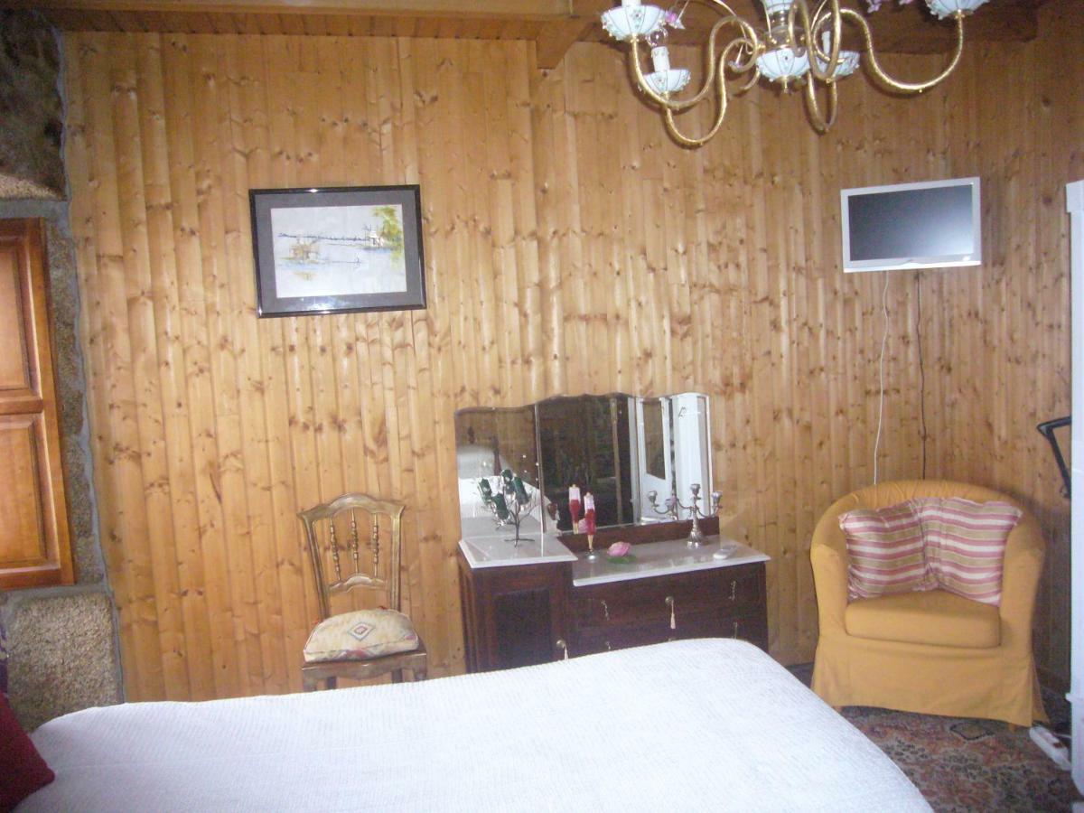 Casa Do Monge Guest House Leomil Bagian luar foto